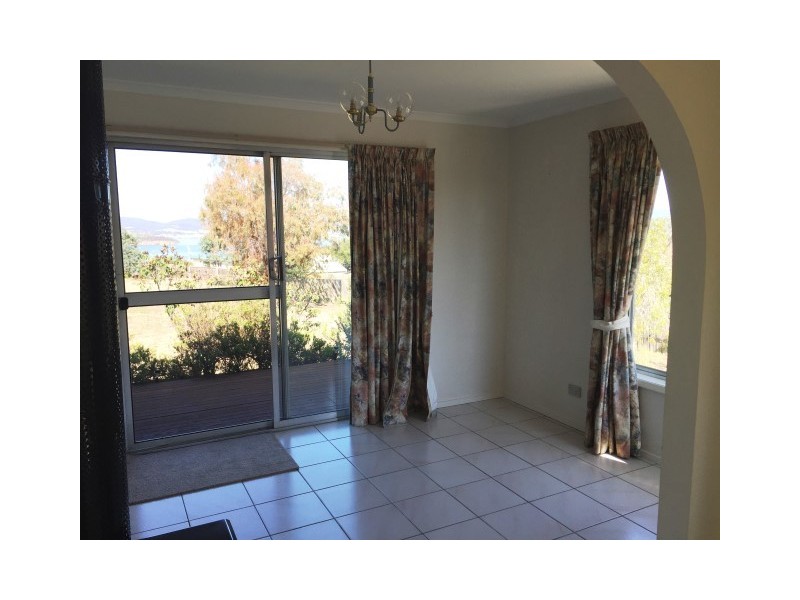 6 Singapore Street, Midway Point TAS 7171