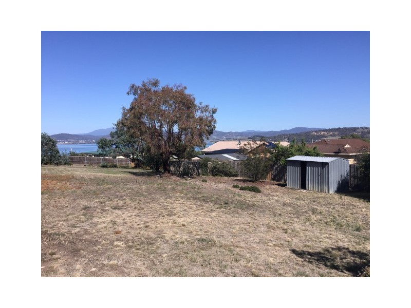 6 Singapore Street, Midway Point TAS 7171