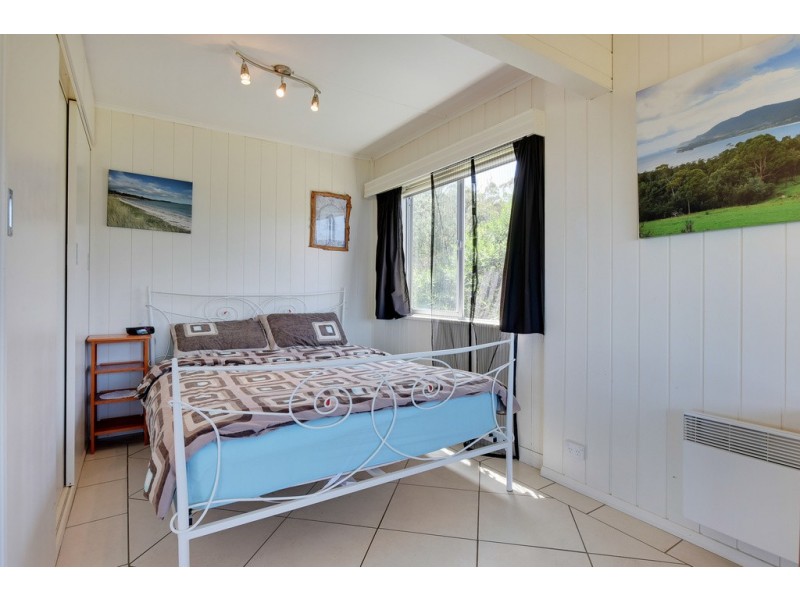 148 Apex Point Road, White Beach TAS 7184