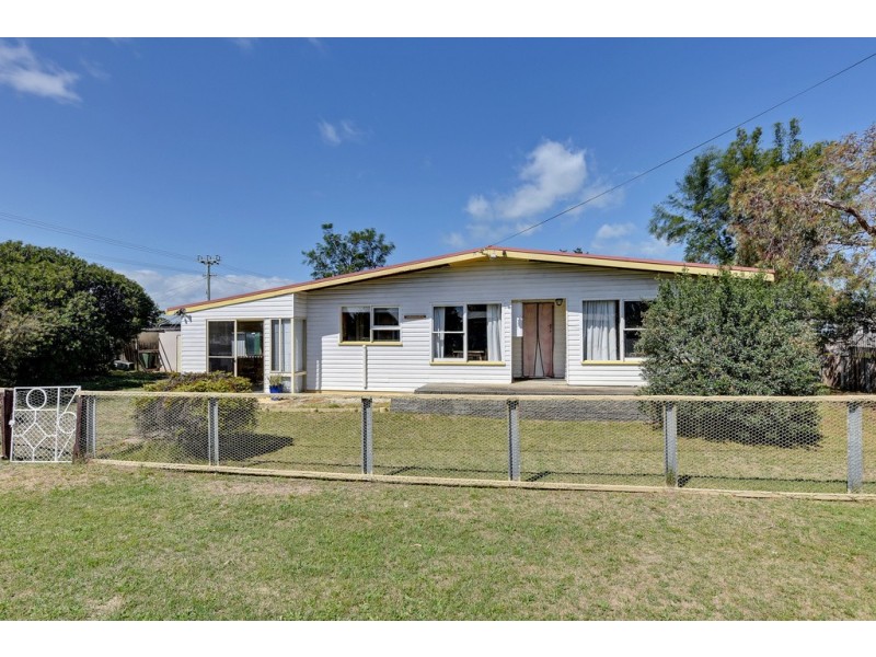 2 Fourth Avenue, Dodges Ferry TAS 7173