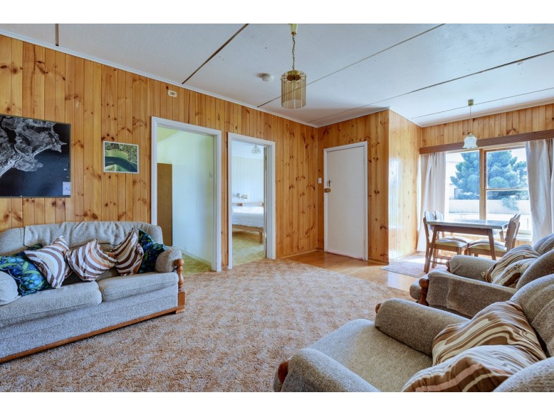 2 Fourth Avenue, Dodges Ferry TAS 7173