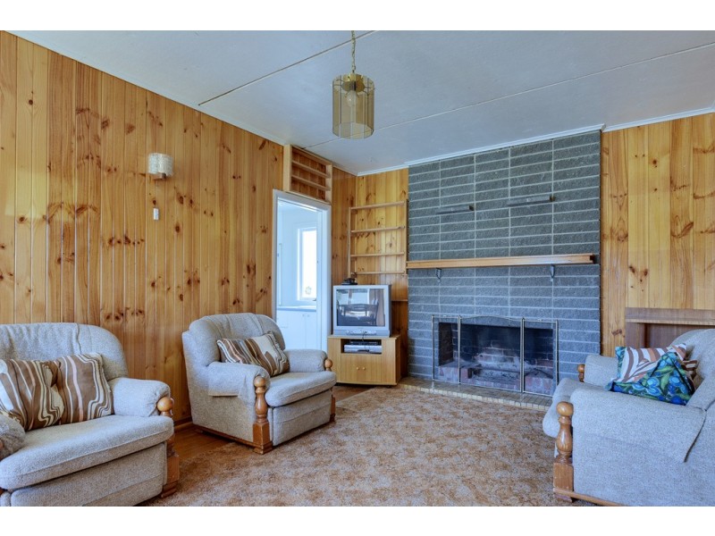 2 Fourth Avenue, Dodges Ferry TAS 7173