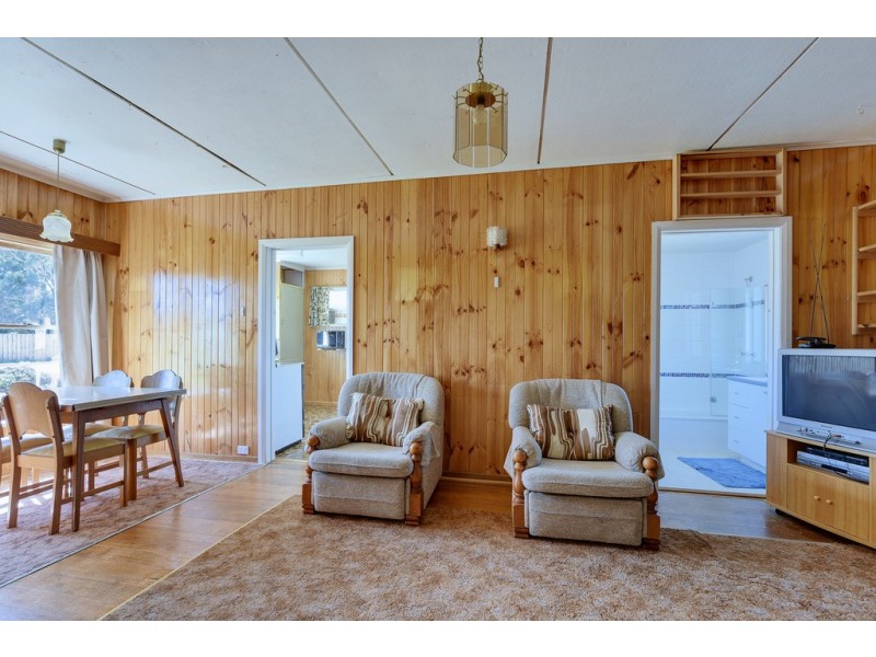 2 Fourth Avenue, Dodges Ferry TAS 7173