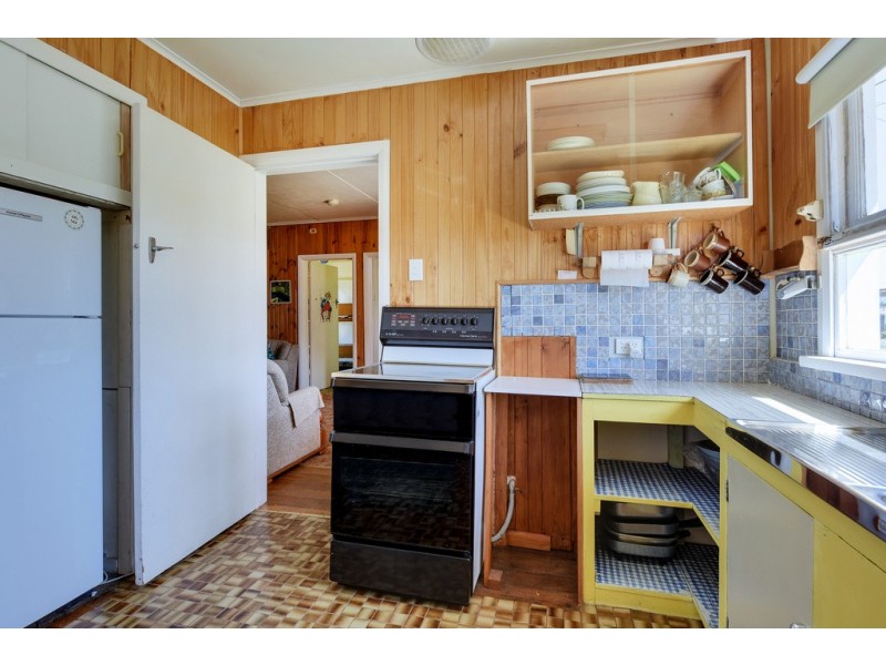 2 Fourth Avenue, Dodges Ferry TAS 7173