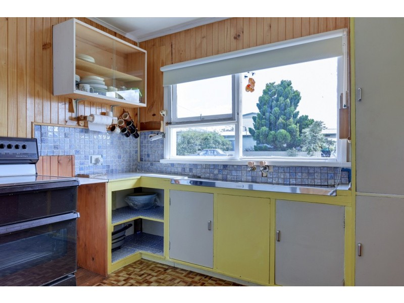 2 Fourth Avenue, Dodges Ferry TAS 7173