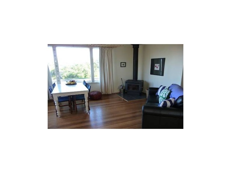 6 Erle Street, Carlton River TAS 7173