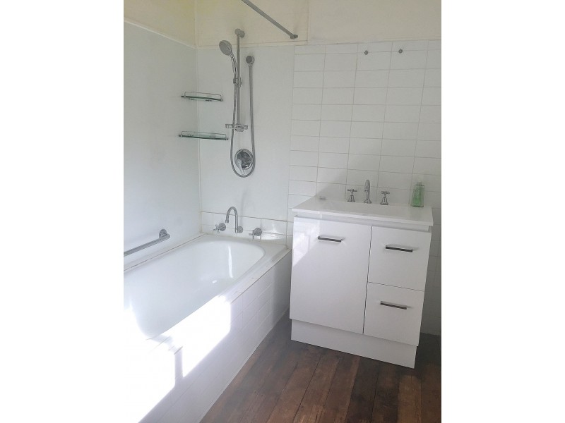 121 Linden Road, Primrose Sands TAS 7173
