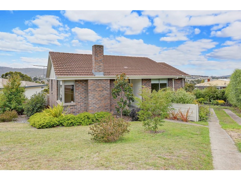 5 Sunray Court, Rokeby TAS 7019