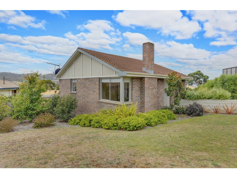 5 Sunray Court, Rokeby TAS 7019