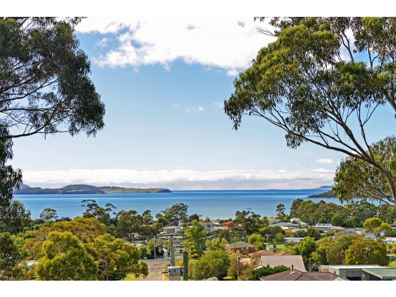 17 Mary Street, Orford TAS 7190