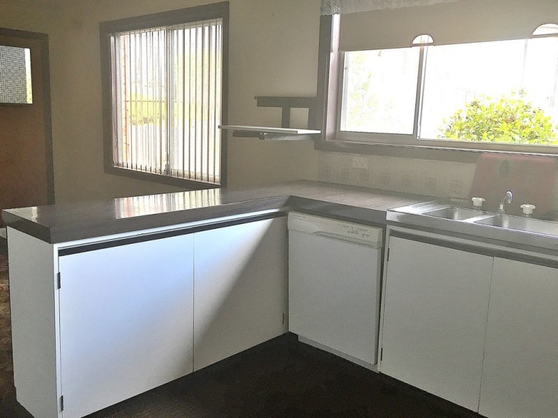 11 Bland Court, Rokeby TAS 7019