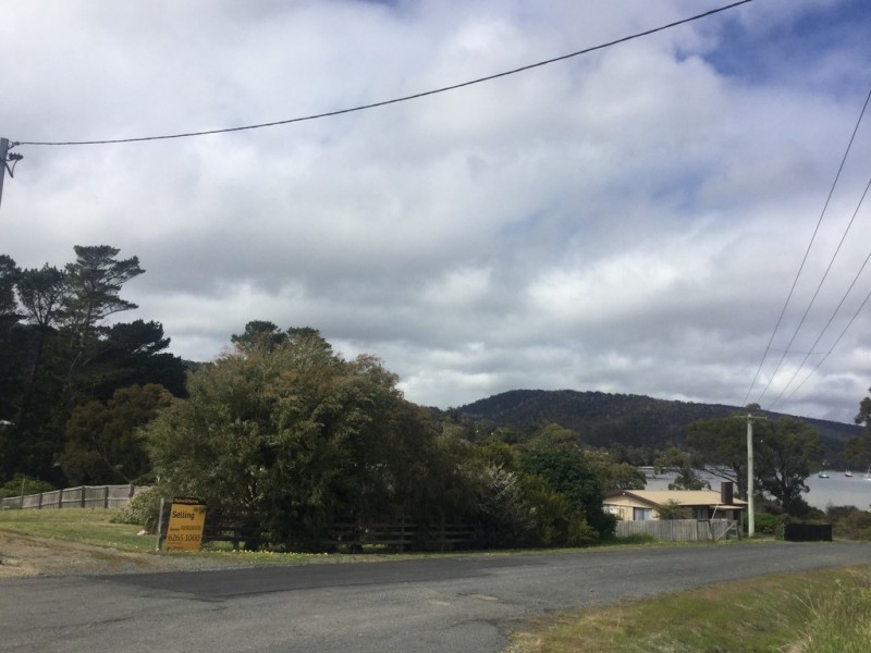 21 Peace Street, Nubeena TAS 7184