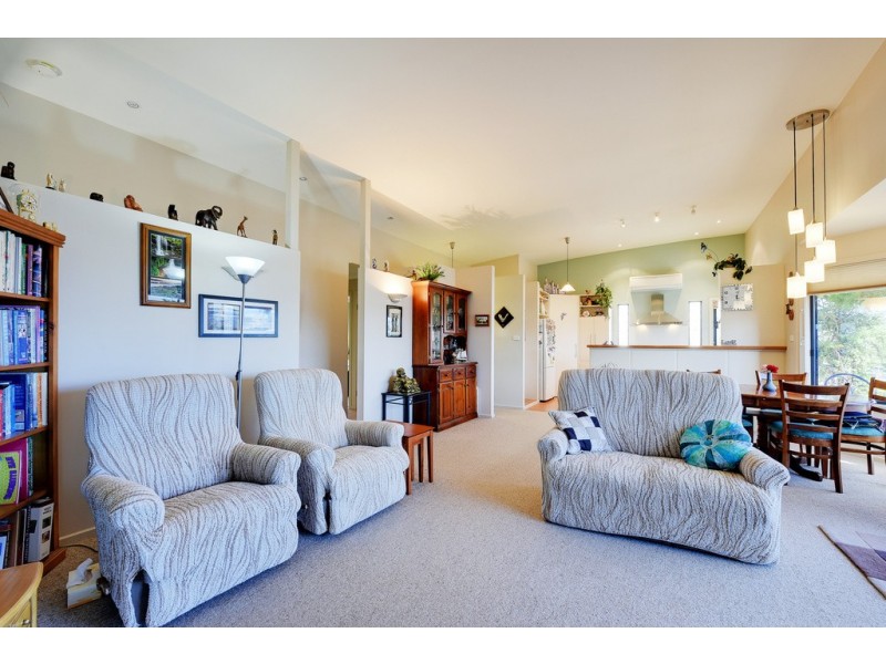 33 McKinly Street, Midway Point TAS 7171