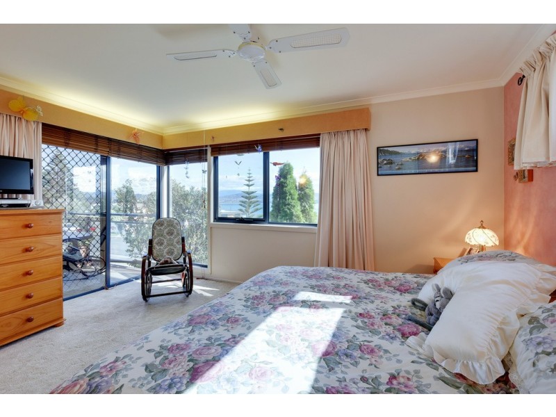 33 McKinly Street, Midway Point TAS 7171