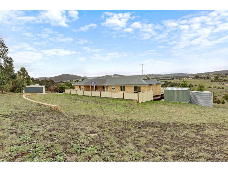 10 Lakeland Drive, Forcett TAS 7173