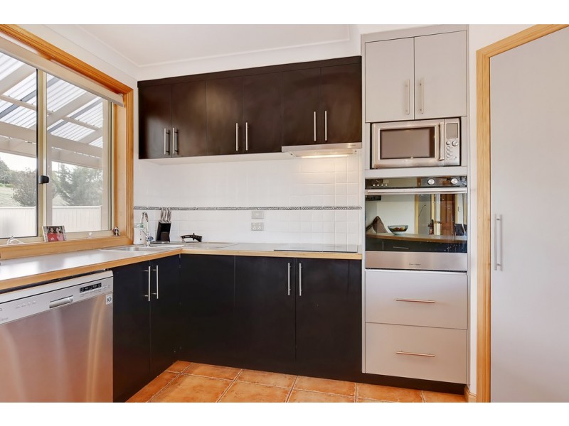 10 Lakeland Drive, Forcett TAS 7173