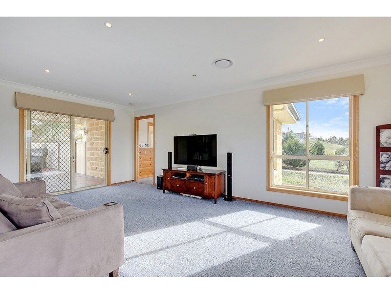 10 Lakeland Drive, Forcett TAS 7173
