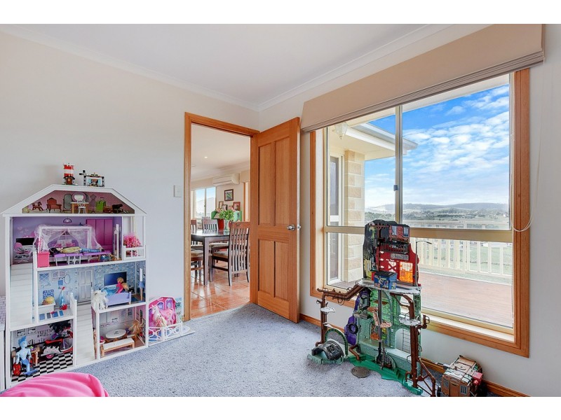 10 Lakeland Drive, Forcett TAS 7173