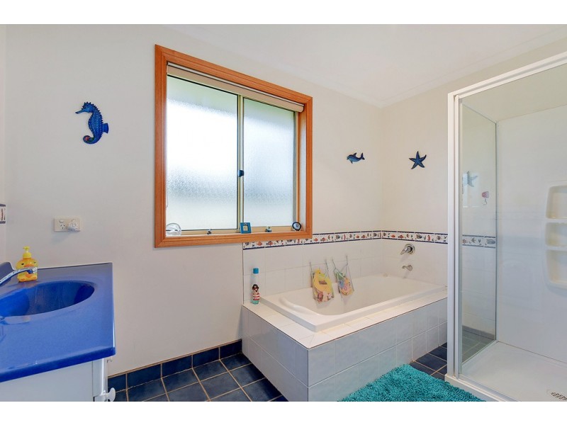 10 Lakeland Drive, Forcett TAS 7173