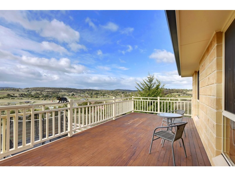 10 Lakeland Drive, Forcett TAS 7173