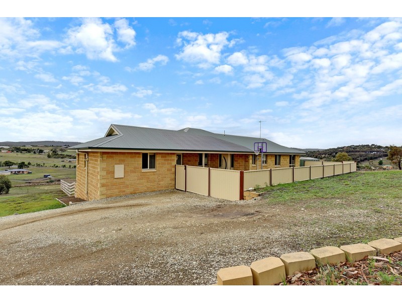 10 Lakeland Drive, Forcett TAS 7173