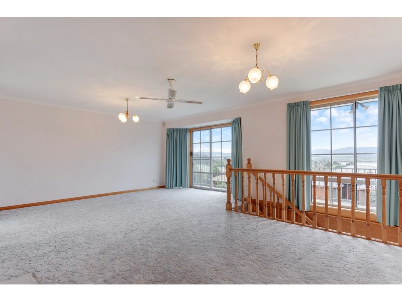 28 Reynolds Road, Midway Point TAS 7171