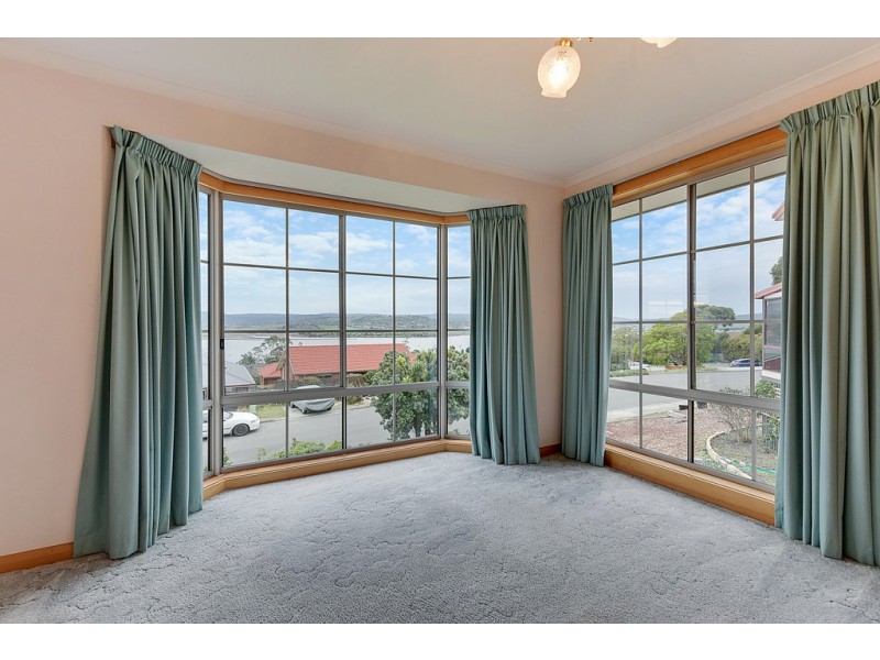 28 Reynolds Road, Midway Point TAS 7171