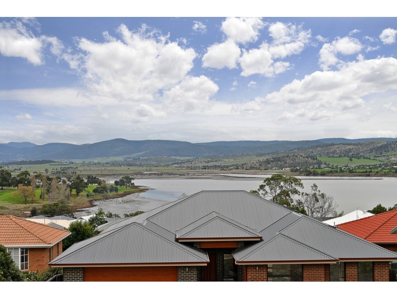 28 Reynolds Road, Midway Point TAS 7171