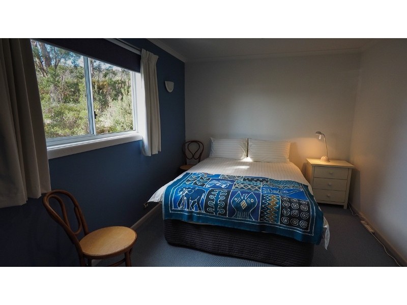 27 Lagoon Road, White Beach TAS 7184