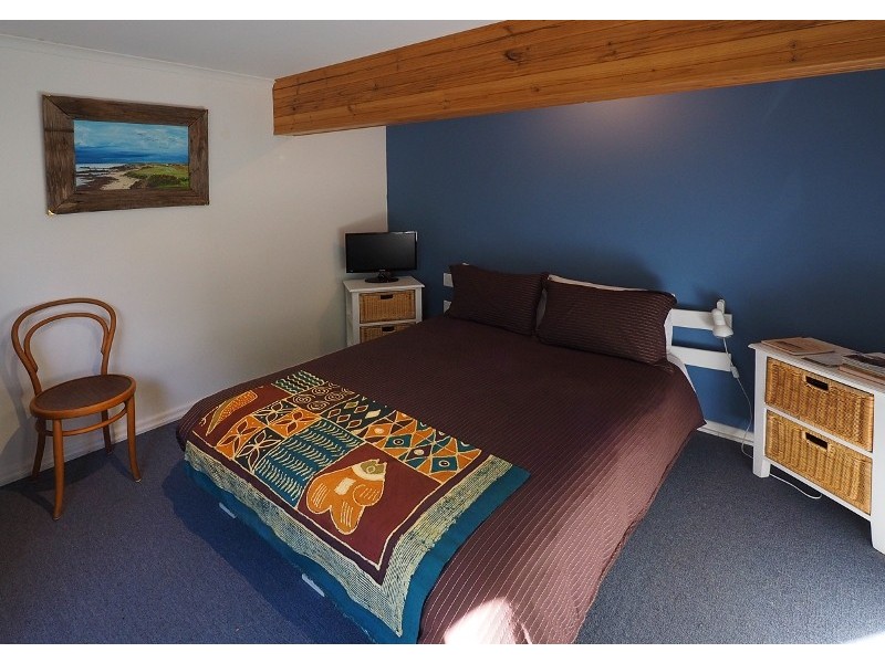 27 Lagoon Road, White Beach TAS 7184