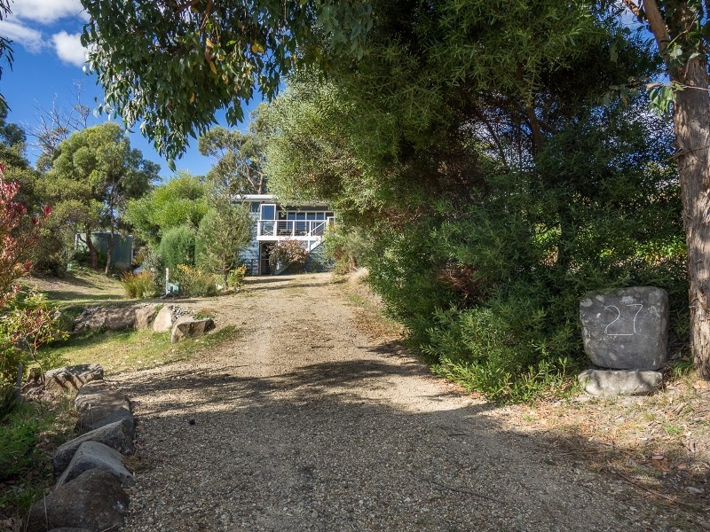27 Lagoon Road, White Beach TAS 7184