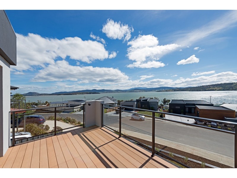 74 Reynolds Road, Midway Point TAS 7171