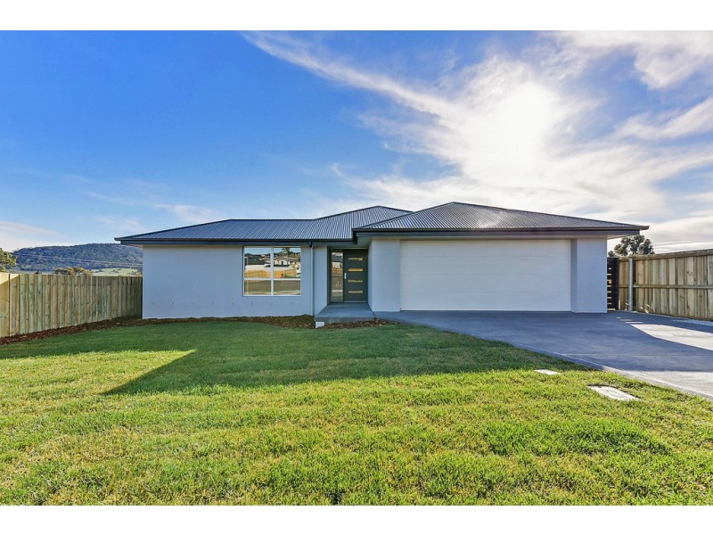14 Barilla Court, Midway Point TAS 7171
