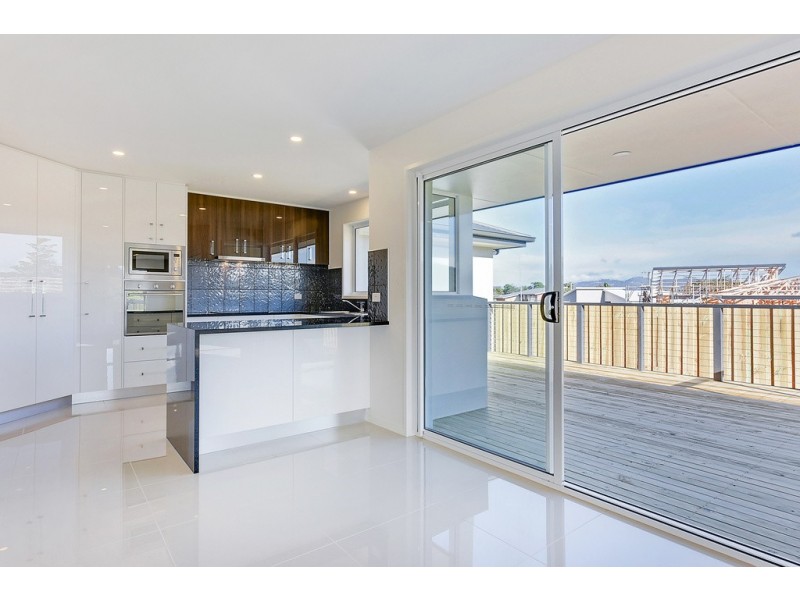 14 Barilla Court, Midway Point TAS 7171