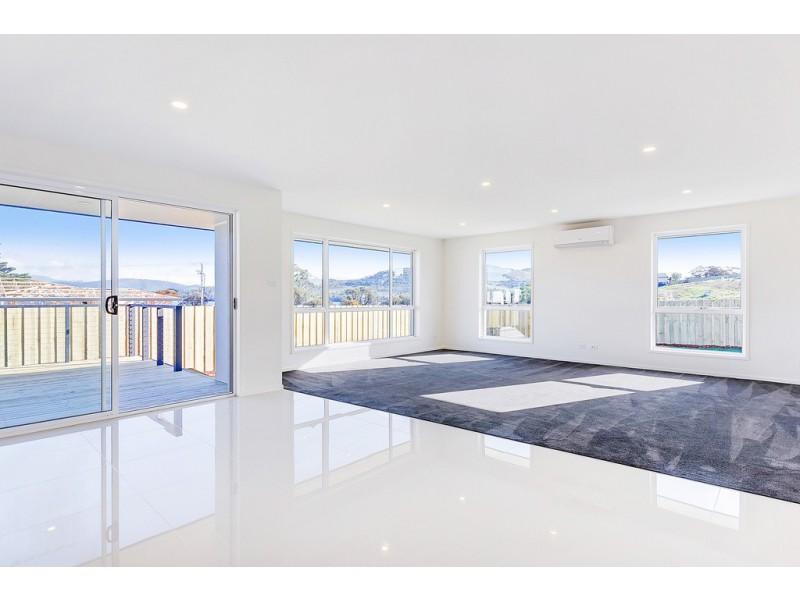 14 Barilla Court, Midway Point TAS 7171