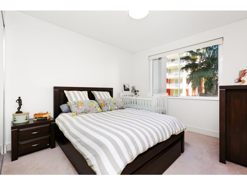 23/1 Palm Avenue, Breakfast Point NSW 2137