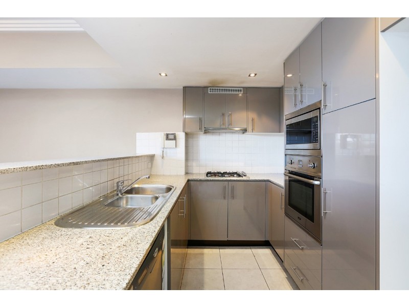 32/141 Bowden Street, Meadowbank NSW 2114