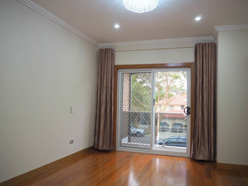 72B Mackenzie Street, Concord West NSW 2138