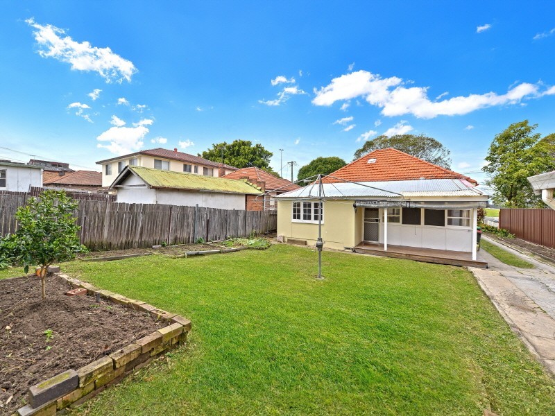 12 Brewer Street, Concord NSW 2137