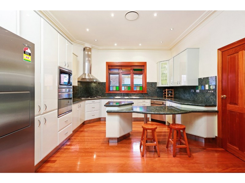 76 Cabarita Road, Concord NSW 2137