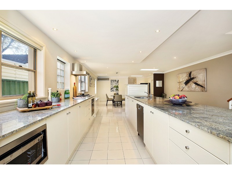 11 Collingwood Avenue, Cabarita NSW 2137