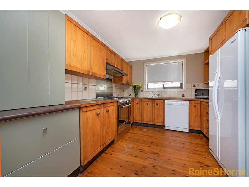 11 Deakin Street, Concord NSW 2137