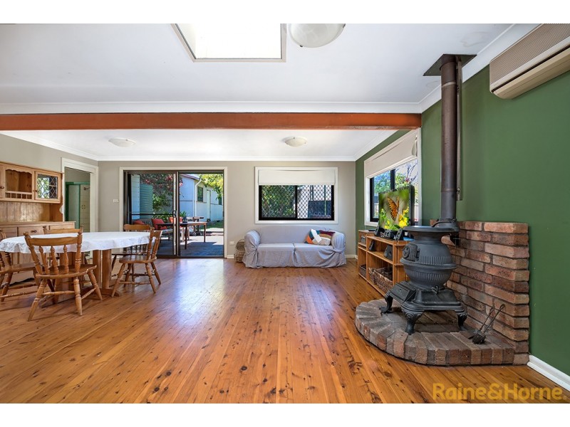 11 Deakin Street, Concord NSW 2137