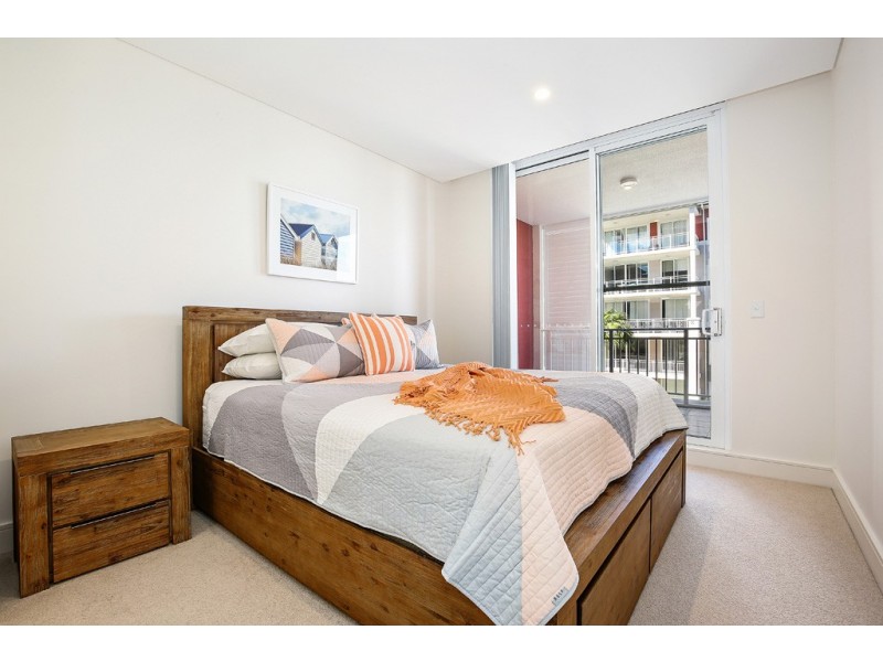 310/2 Palm Avenue, Breakfast Point NSW 2137