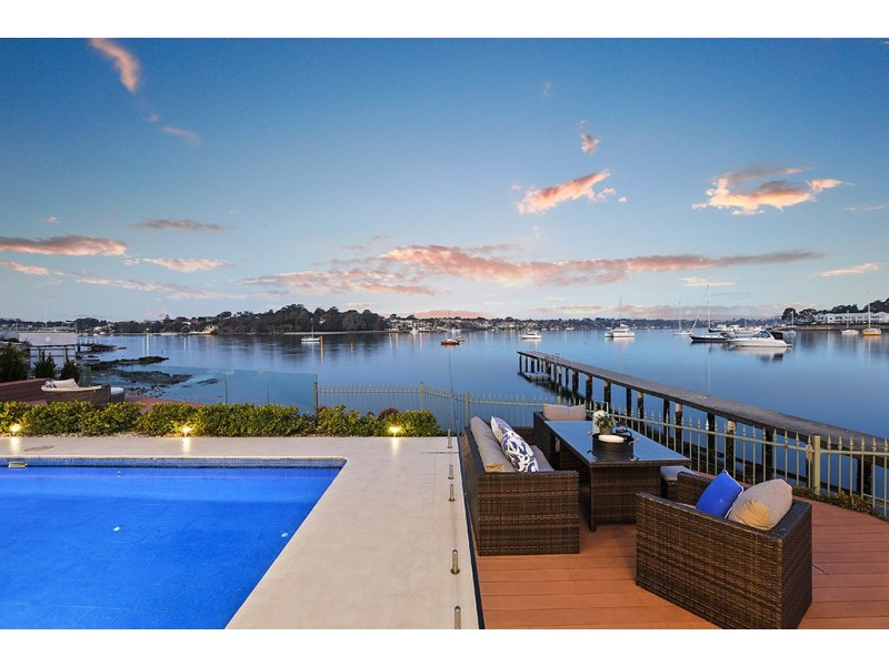 1 Tingara Lane, Cabarita NSW 2137