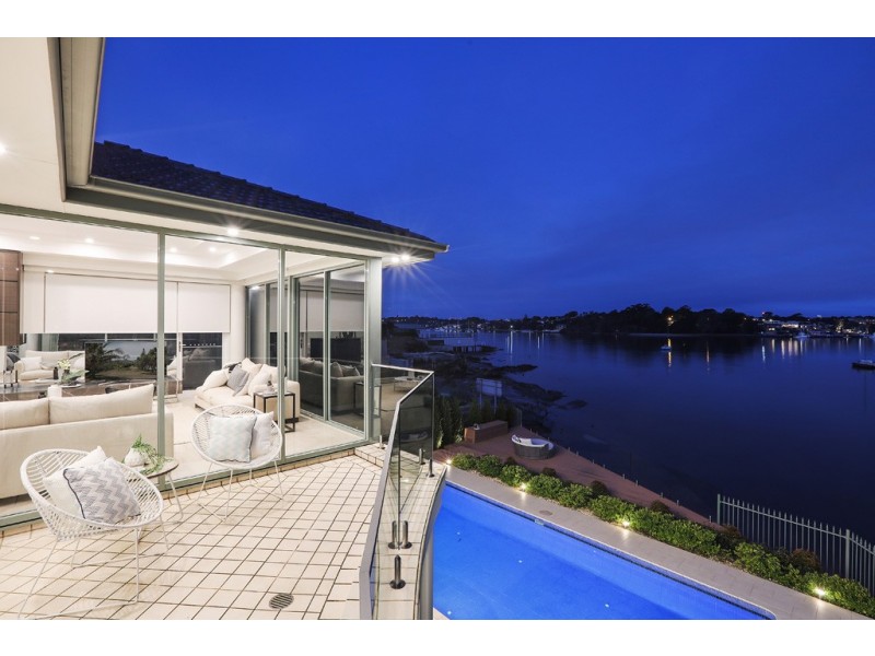 1 Tingara Lane, Cabarita NSW 2137