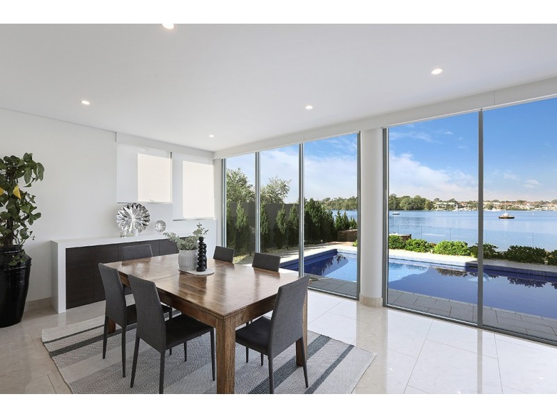 1 Tingara Lane, Cabarita NSW 2137