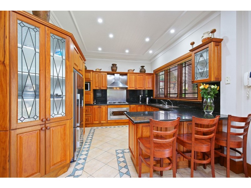 4 Castlestead Street, Concord West NSW 2138