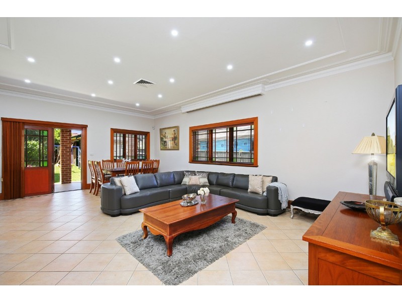 4 Castlestead Street, Concord West NSW 2138