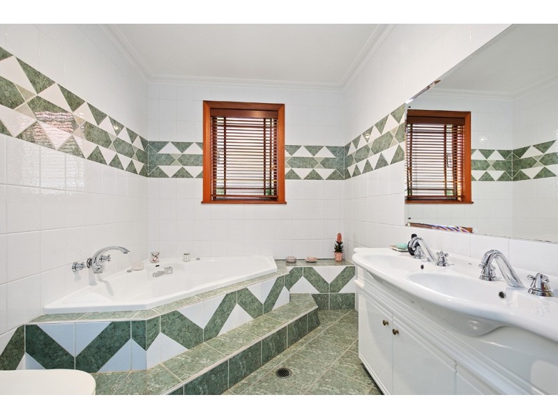 4 Castlestead Street, Concord West NSW 2138